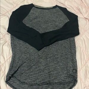 Express baseball tee